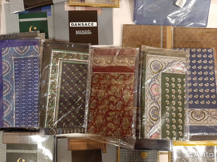 Новые носовые платки 53 штук (разные)