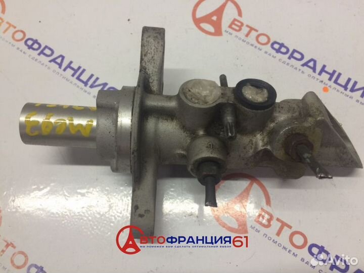 Главный тормозной цилиндр, 460117726R renault mega