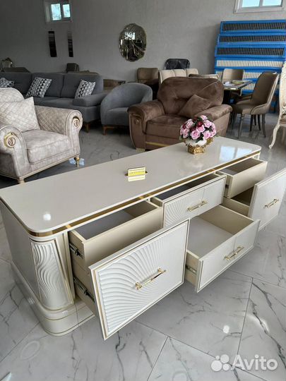 Тумба под тв