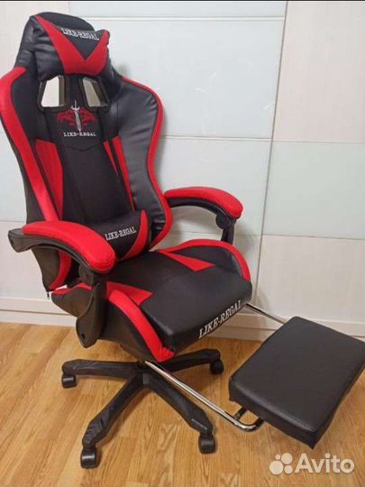 Игровое компьютерное кресло