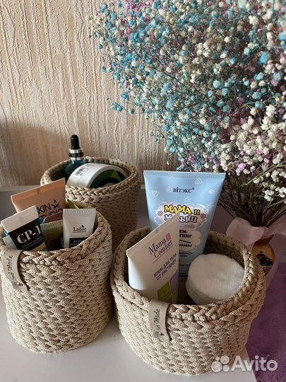 Вязаные корзинки ручной работы