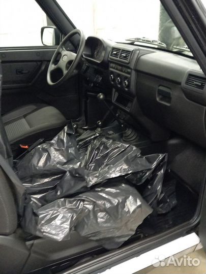 LADA 4x4 (Нива) 1.7 МТ, 2023, 50 км