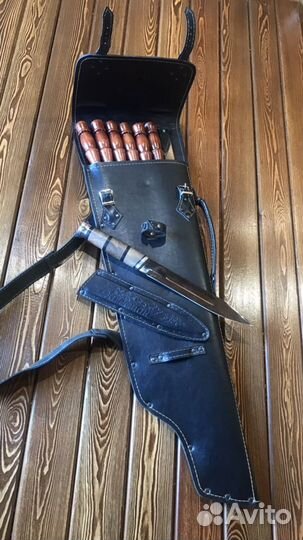 Набор для пикника в кожанных ножнах