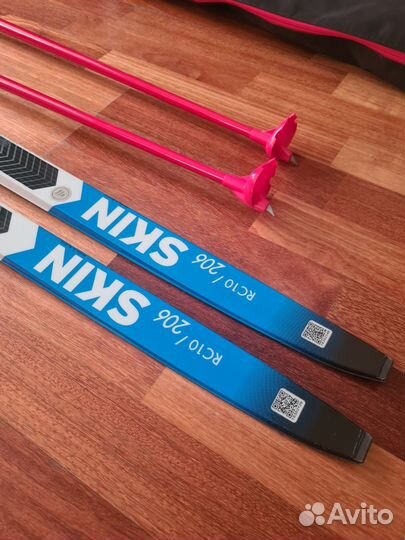 Комплект беговых лыж Salomon RC10 eSkin Hard