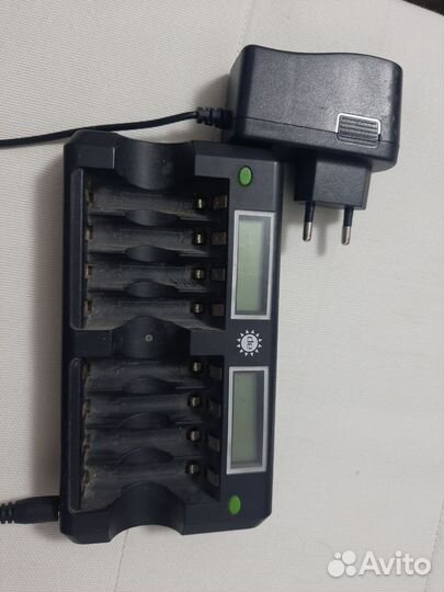 Зарядное для аккумуляторных батареек