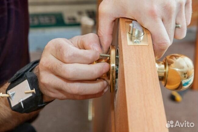 Вскрытие замков двери/замена личинки/замена замков