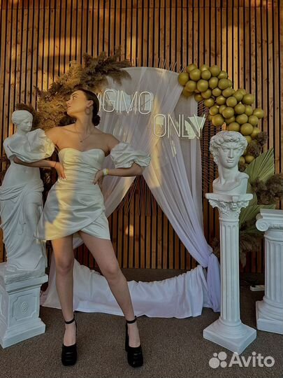 Хостес на мероприятие, промо-модель