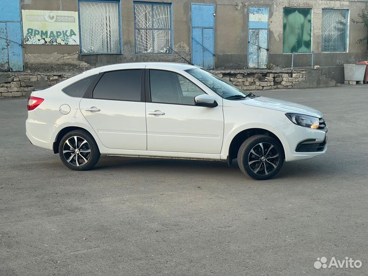 LADA Granta 1.6 МТ, 2023, 68 000 км