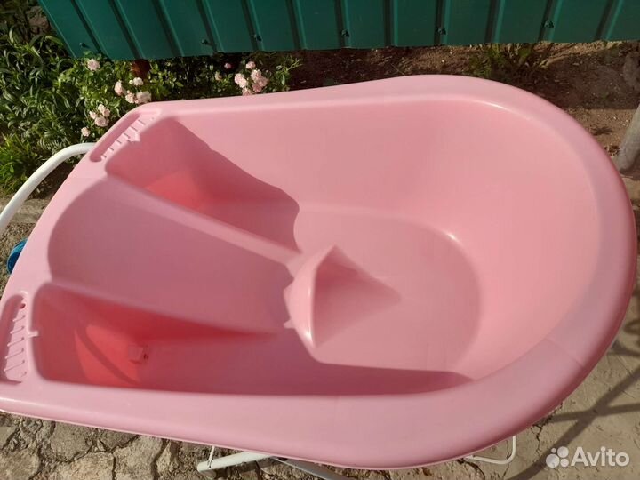 Ванночка детская на подставке