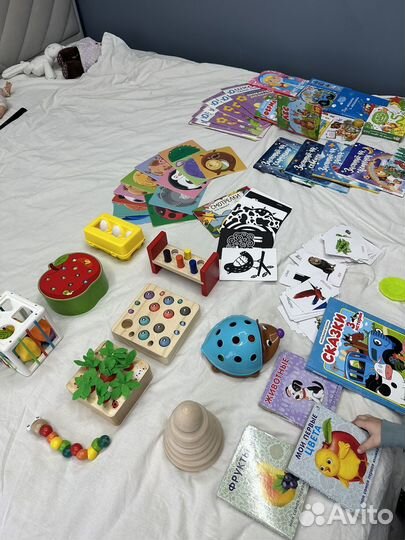 Развиваюшие игрушки монтессори пакетом с книгами