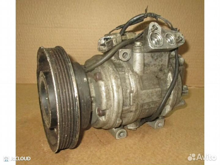 Компрессор кондиционера на toyota corona ST171 3S