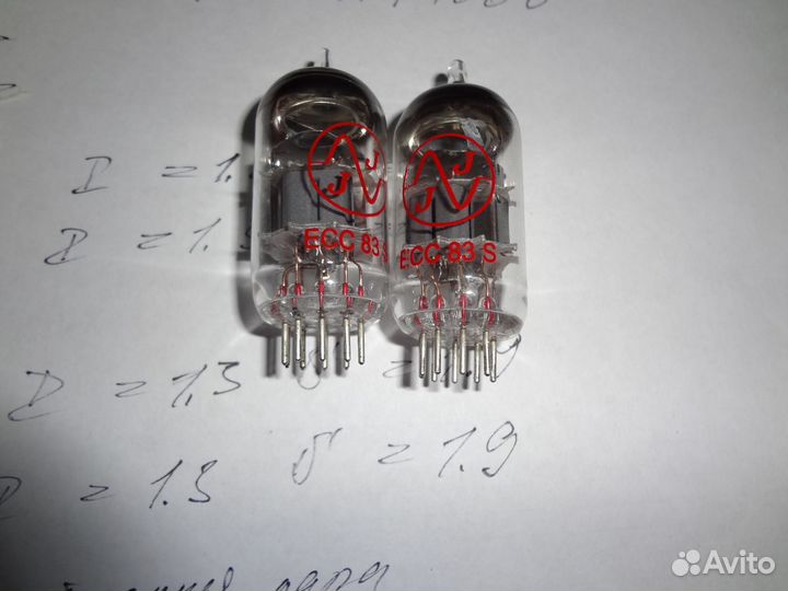 Радиолампы ECC83S пара