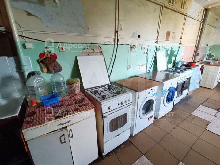 Комната 19 м² в 8-к., 5/5 эт.