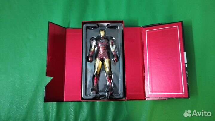 Железный Человек marvel