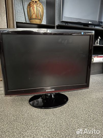 Монитор Samsung T220