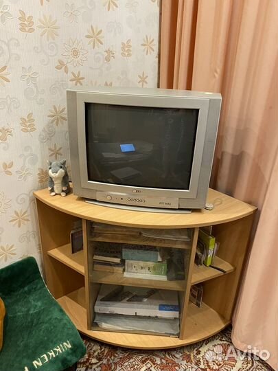 Телевизор бу LG