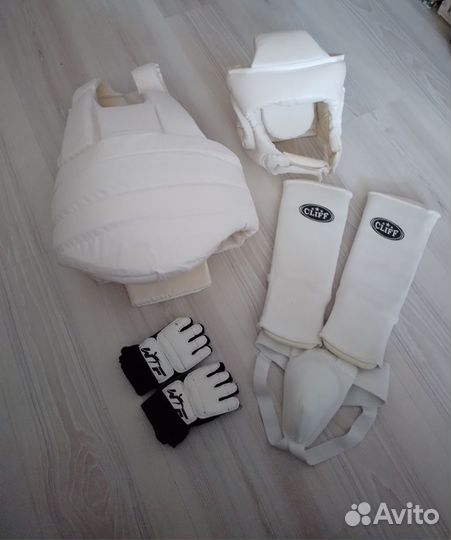 Комплекты защиты для карате