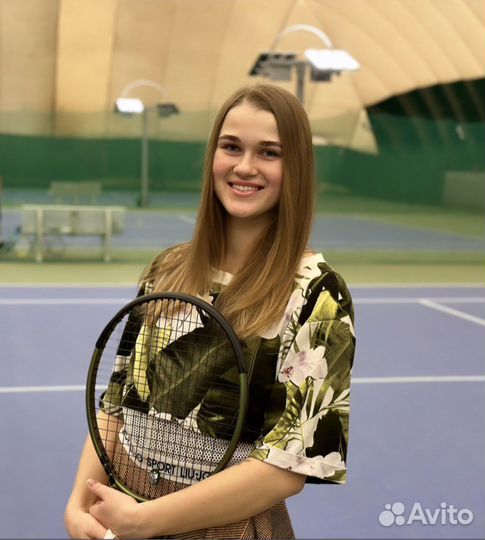 Тренер по большому теннису