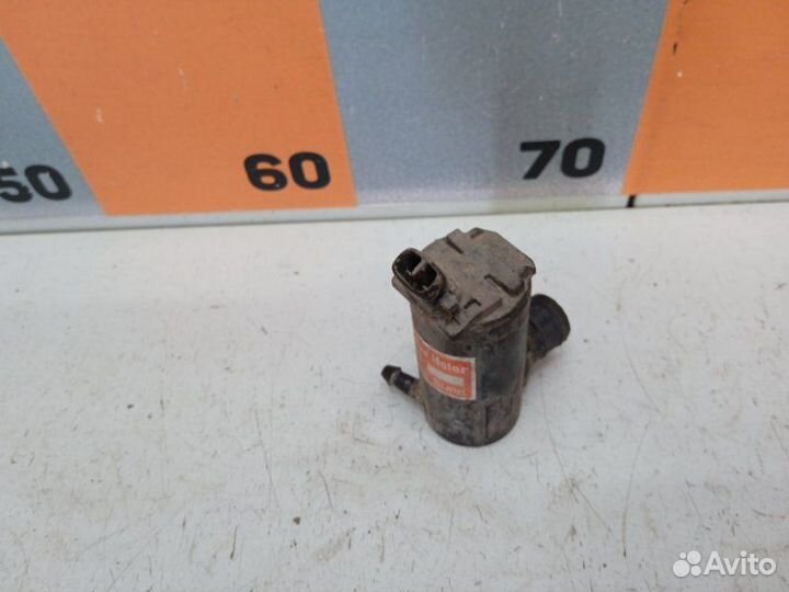 Насос омывателя Hyundai Sonata 5 2.0 2010