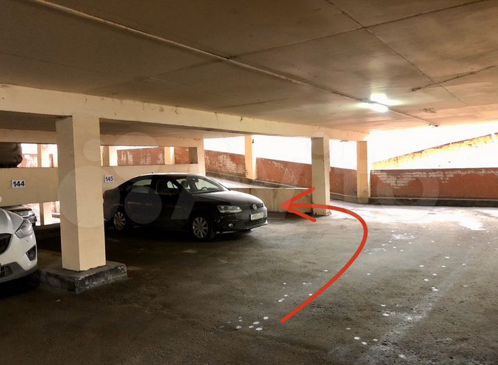 Машиноместо, 14 м²