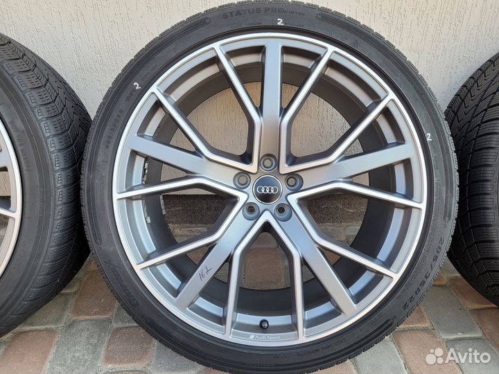 Комплект оригинальных колес Audi Q7 4M
