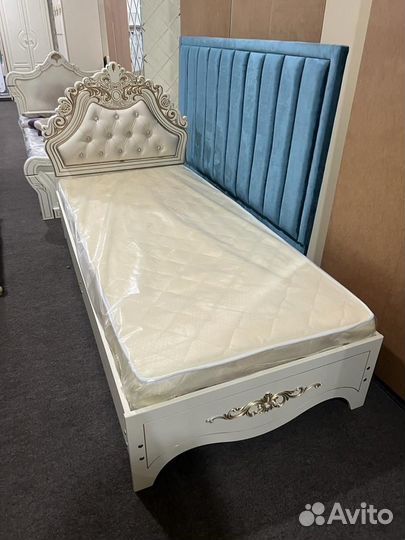Кровать односпальная новая