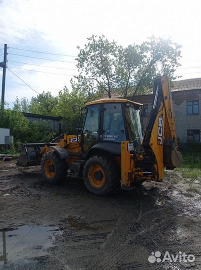 Экскаватор-погрузчик JCB 3CX