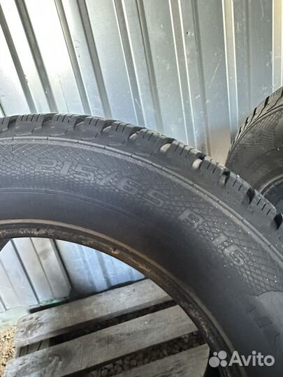 Gislaved Nord Frost 5 215/65 R16