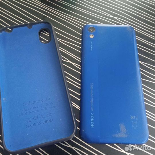 Телефон honor 8s