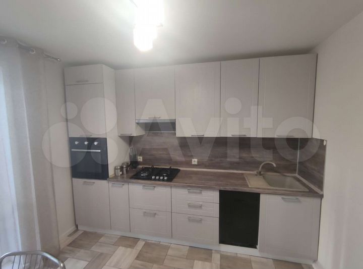 4-к. квартира, 93,1 м², 6/9 эт.