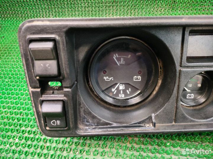 Панель приборов Лада 2105 2000