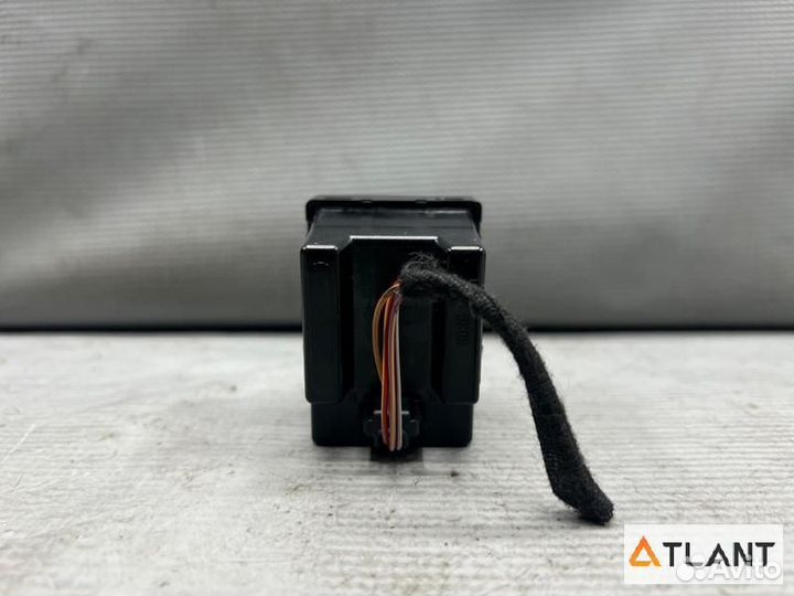 Часы BMW 3-series