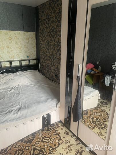 Спальный гарнитур