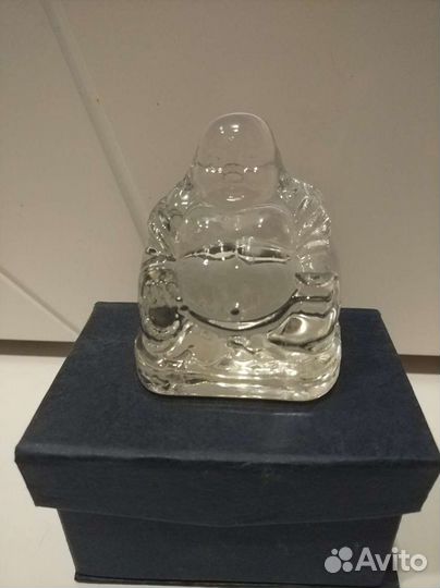 Фигурка будды