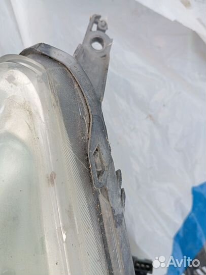 Фара на ниссан ноте