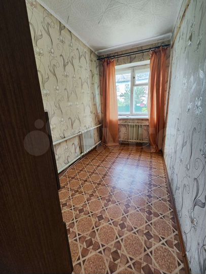 2-к. квартира, 30 м², 1/2 эт.