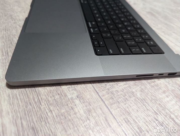 Топкейс Apple A2485 Macbook Pro 16 M1 Pro TopCase