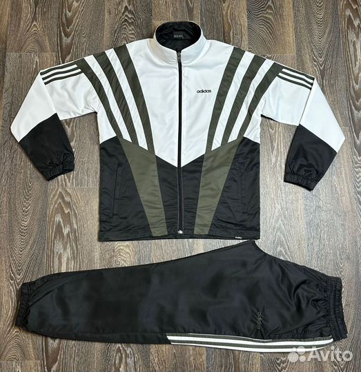 Спортивный костюм мужской