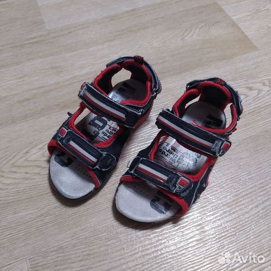 Сандалии, р.28