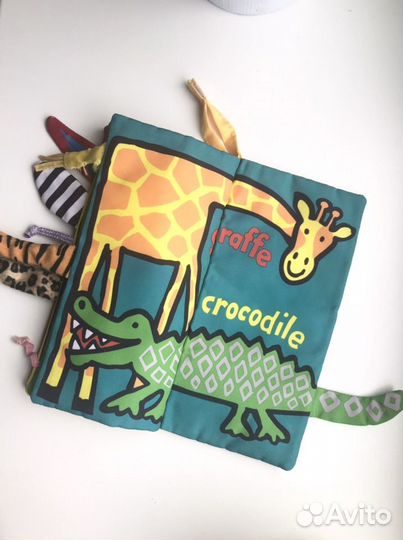 Тактильная книга на английском