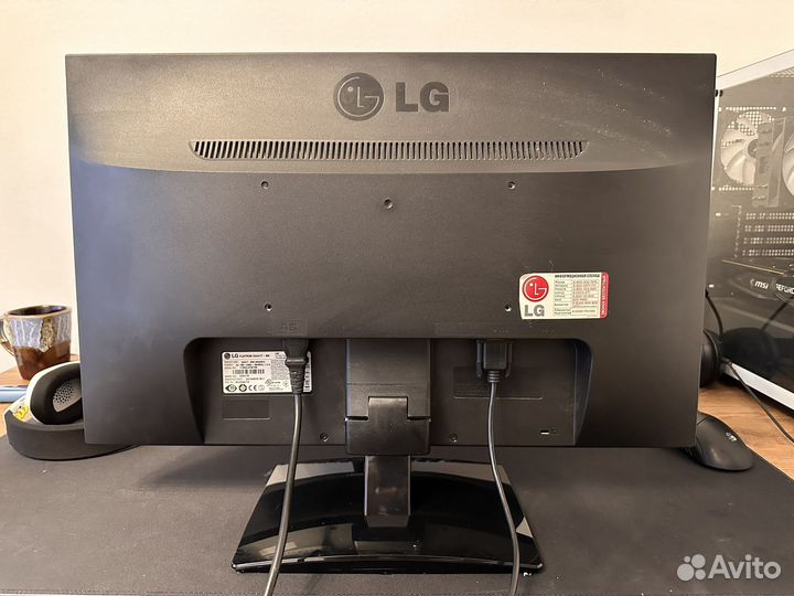 Монитор LG