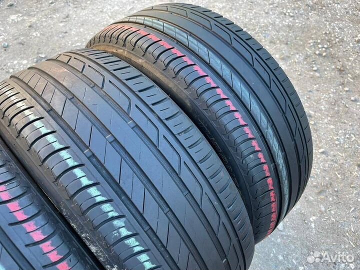Bridgestone Turanza T001 215/60 R17