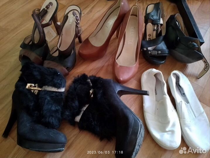 Вещи и обувь пакетом 42