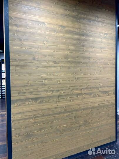 Окрашенные стеновые панели из сосны тсп