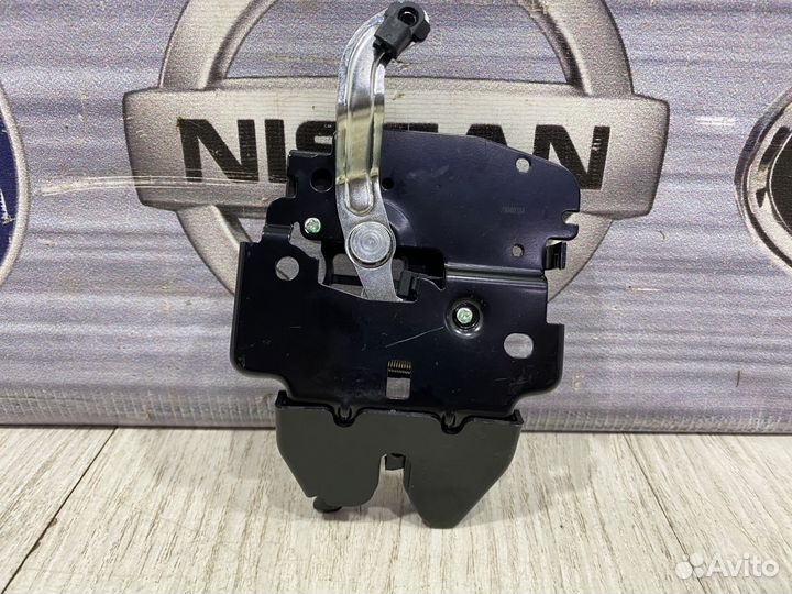 Замок багажника nissan almera G15