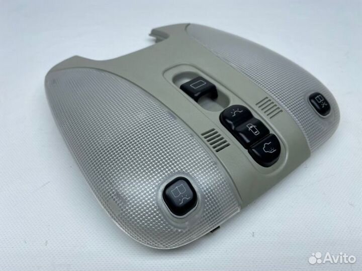 Плафон освещения салона Mercedes-Benz S W220 5.5