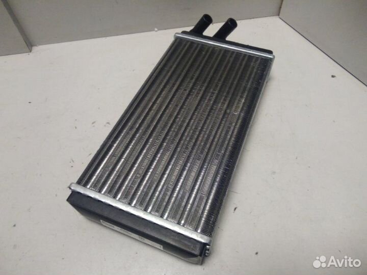 Радиатор отопителя Audi 100 C4 1991-1994 142P