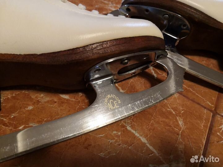 Профессиональные коньки Riedell. 21 см