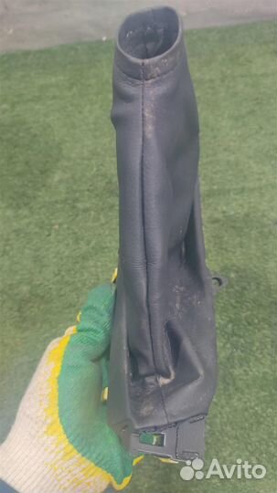 Чехол кулисы кпп Toyota Verso R2 2017