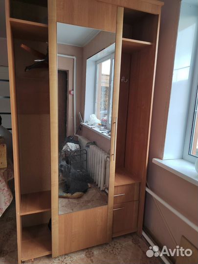 Шкаф в прихожую